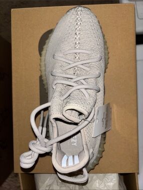 Adidas Yeezy 350 V2 Sesame Color